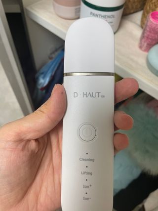 디하우트 랩 4 in 1 갈바닉 아쿠아 워터 필링기 스킨스크러버 — 5점을 준 리뷰어가 2021년 11월 올린 사용 사진