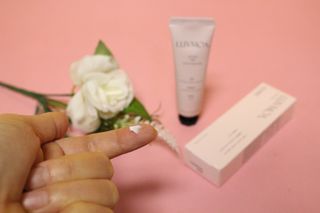 러브모아 향수 고체향수 승무원 고체향수 바르는 향수 니치향수 도손 우드세이지 앤 씨솔트 — 5점을 준 리뷰어가 2023년 1월 올린 사용 사진