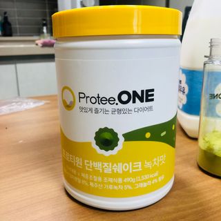 프로티원 단백질쉐이크 녹차맛 2주분 1통+보틀 — 5점을 준 리뷰어가 2021년 5월 올린 사용 사진