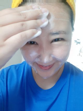 약손명가코스메틱 에오스보떼 브라이트닝 버블 폼 클렌징 300ml — 5점을 준 리뷰어가 2021년 12월 올린 사용 사진