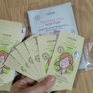 세뚜아(Cettua) 세뚜아 스티키 포어 패치 Cettua Sticky Pore Patch — 5점을 준 리뷰어가 2023년 11월 올린 사용 사진