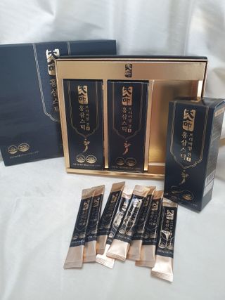 헬스업_천명진프리미엄홍삼스틱_10ml x 30포 — 5점을 준 리뷰어가 2021년 3월 올린 사용 사진