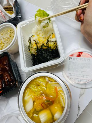 셰프애찬 단호박 백김치 1kg — 4점을 준 리뷰어가 2022년 10월 올린 사용 사진