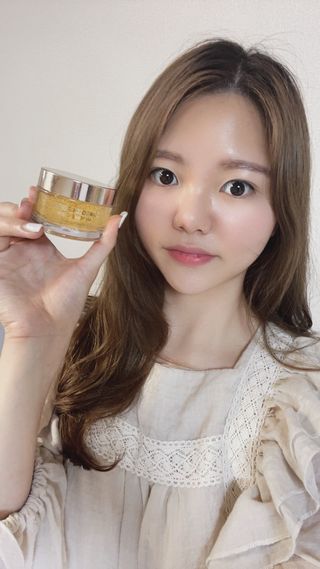아이앤립 / EYENLIP 아이앤립 24K 골드 N 펩타이드 앰플 크림 — 5점을 준 리뷰어가 2021년 5월 올린 사용 사진