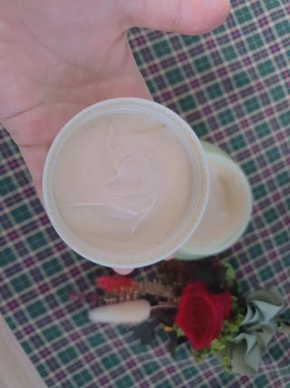 카오리온코스메틱스 사카로미세스와 시카의 만남        릴리피 릴렉싱 크림 진정한 탄력을 경험해보세요 — 4점을 준 리뷰어가 2021년 6월 올린 사용 사진