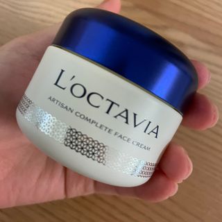 록타비아 Artisan Complete Face Cream — 5점을 준 리뷰어가 2023년 10월 올린 사용 사진