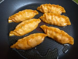 한만두 진한 해물맛 짬뽕만두 1kg — 5점을 준 리뷰어가 2021년 4월 올린 사용 사진