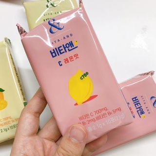 비타앤C 레몬맛, 망고맛 — 5점을 준 리뷰어가 2021년 6월 올린 사용 사진