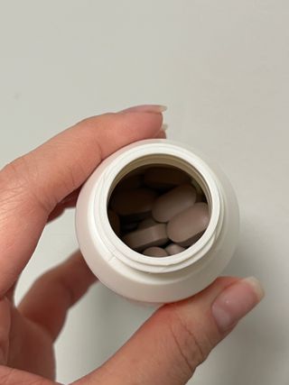 닥터피엔티 [Dr.PNT] 하루 2알로 건강한 다이어트! 한겨울에도 체지방만 쏙~ 슬림핏 다이어트 — 4점을 준 리뷰어가 2023년 2월 올린 사용 사진