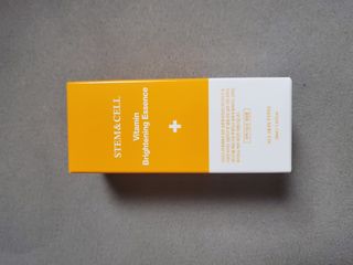 체르엠 스템앤셀 비타민 브라이트닝 에센스 30ml 1개 — 5점을 준 리뷰어가 2021년 9월 올린 사용 사진