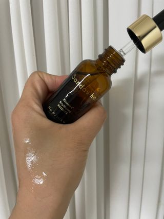 스킨큐어 산다화 비타민c 화이트닝 에센스 30ml — 5점을 준 리뷰어가 2023년 7월 올린 사용 사진