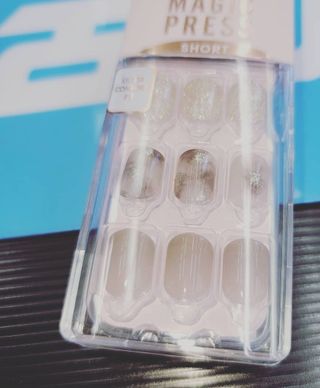 데싱디바 매직프레스 가을신상 숏 스퀘어_3종 중 택1 — 5점을 준 리뷰어가 2021년 9월 올린 사용 사진