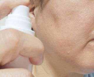 프리마인 바르기만 하면 철벽 스킨케어+24시간 마스크팩 효과. 셀라브 리제너레이팅 시스템 부스터+크림 세트 — 5점을 준 리뷰어가 2023년 5월 올린 사용 사진