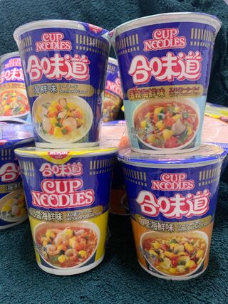 NISSIN 닛신 컵누들  4종 - 씨푸드오리지날, 씨푸드 스파이시, 씨푸드 커리, 씨푸드 XO소스 — 5점을 준 리뷰어가 2023년 1월 올린 사용 사진