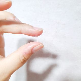 난나 살몬 스파이더 검버섯 미백 톤업 화이트닝 연어 앰플 크림 300ml 대용량 — 5점을 준 리뷰어가 2022년 8월 올린 사용 사진
