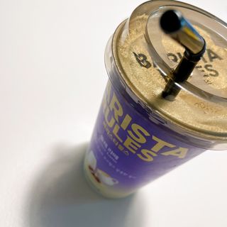 바리스타룰스 돌체 라떼 — 4점을 준 리뷰어가 2023년 4월 올린 사용 사진
