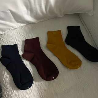 [사이즈가 있는 양말 필로이] 남/여 골지 발목 양말 4족 세트 남【S, M, L, XL】여【S, M, L】_컬러 랜덤 — 4.5점을 준 리뷰어가 2022년 6월 올린 사용 사진