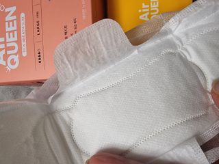에어퀸 뉴브레스 유기농 생리대 4종 (팬티라이너 20P + 중형 10P + 대형 10P + 오버나이트 8P)_체험단 2차 — 4.5점을 준 리뷰어가 2024년 11월 올린 사용 사진