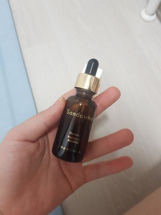 스킨큐어 산다화 비타민c 화이트닝 에센스 30ml — 5점을 준 리뷰어가 2023년 7월 올린 사용 사진