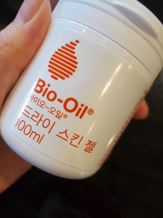 바이오오일 [바이오-오일] 드라이 스킨 젤 100ml — 5점을 준 리뷰어가 2021년 6월 올린 사용 사진