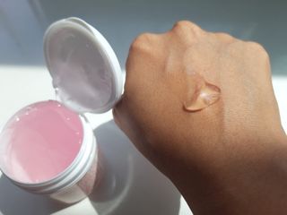바이오오일 [바이오-오일] 드라이 스킨 젤 100ml — 5점을 준 리뷰어가 2021년 7월 올린 사용 사진