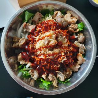 팔도비빔장 시그니처 380g 2개 — 4점을 준 리뷰어가 2022년 2월 올린 사용 사진