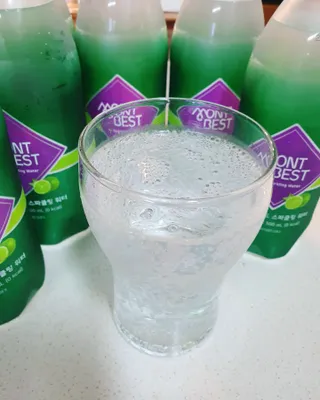 몽베스트 Montbest with Sparkling water Lime20병 — 5점을 준 리뷰어가 2022년 9월 올린 사용 사진