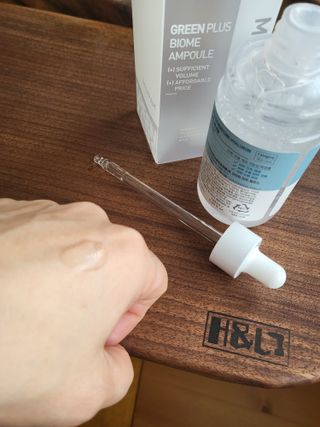 [메디팜] 대용량 바이옴 수분 히알 앰플 — 5점을 준 리뷰어가 2022년 1월 올린 사용 사진