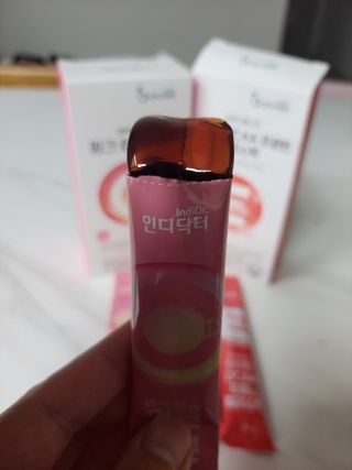 인디닥터 면역 생생 핑크 이뮨 젤리 + 타이탄 BCAA 프로틴 젤리스틱 — 5점을 준 리뷰어가 2022년 6월 올린 사용 사진