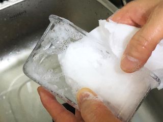 부직포나라 중금속유해물질ZERO 뜯어쓰는 주방 일회용수세미 60매 2매 — 4.5점을 준 리뷰어가 2022년 11월 올린 사용 사진