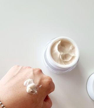 렉스리 크리에이티브 크림  Rexri Creative Cream — 5점을 준 리뷰어가 2022년 7월 올린 사용 사진