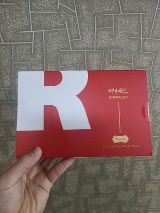 디오르 버닝레드 — 5점을 준 리뷰어가 2022년 1월 올린 사용 사진
