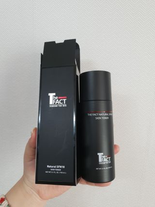 The Fact [5 IN 1] 더 팩트 내추럴 에스에프엔 에이틴 스킨토너 — 5점을 준 리뷰어가 2021년 2월 올린 사용 사진