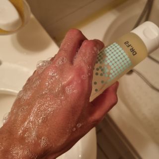 닥터에프파이브 젤리스크럽 소프트 클렌징폼 120ml — 5점을 준 리뷰어가 2022년 5월 올린 사용 사진