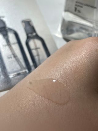 싱크스루 히알루론산 (think THROUGH HYALURONIC ACID Complex-2) — 5점을 준 리뷰어가 2022년 10월 올린 사용 사진