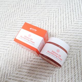 아이앤립 / EYENLIP 아이앤립 연어오일 리바이탈라이징 토너+앰플+크림 3종 세트 — 5점을 준 리뷰어가 2021년 6월 올린 사용 사진