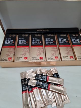 서울약사신협_투데이홍삼정플러스스틱_10g x 60포 — 5점을 준 리뷰어가 2021년 7월 올린 사용 사진