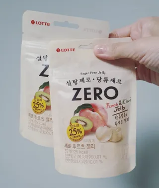 ZERO (초콜릿 칩 쿠키, 카카오 케이크, 후르츠 젤리, 아이스 콜라, 아이스 초코바) — 5점을 준 리뷰어가 2022년 6월 올린 사용 사진