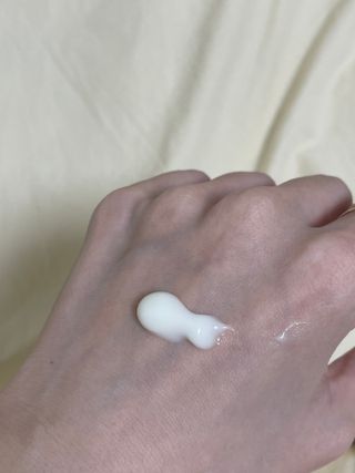 산다화 비타민C 화이트닝 크림 — 5점을 준 리뷰어가 2023년 5월 올린 사용 사진