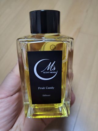 프리미엄 센트문 퍼퓸 디퓨저 100ml — 4.5점을 준 리뷰어가 2022년 12월 올린 사용 사진