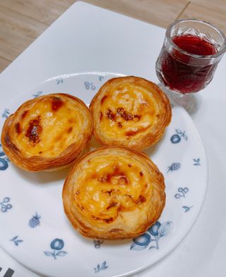 디앙뜨 포르투갈 에그타르트 오리지널 맛+패션후르츠 맛 중 택1 — 5점을 준 리뷰어가 2021년 7월 올린 사용 사진