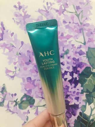 [NEW 탄력유턴 아이크림] AHC 유스 래스팅 리얼 아이크림 포 페이스 — 5점을 준 리뷰어가 2021년 2월 올린 사용 사진