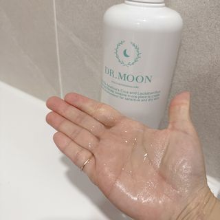 [닥터문] 센텔라 시카케어 화이트머스크 바디워시 1000ml — 4점을 준 리뷰어가 2023년 7월 올린 사용 사진