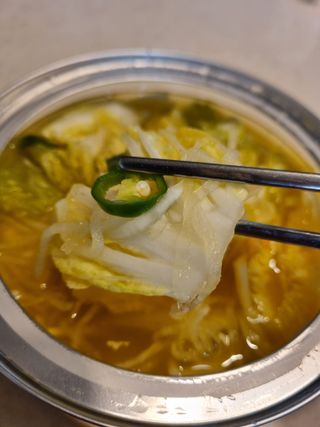 셰프애찬 단호박 백김치 1kg — 5점을 준 리뷰어가 2022년 10월 올린 사용 사진