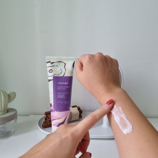 트리마이 주름개선 기능성의 퍼퓸 바디케어, 힐링 베리어 바디크림 3종 택1 — 5점을 준 리뷰어가 2022년 9월 올린 사용 사진