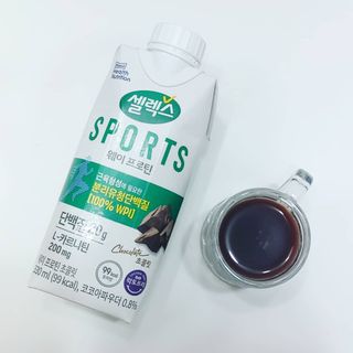 셀렉스스포츠 셀렉스 스포츠 웨이 프로틴 초콜릿 _ 330ml x 12팩 — 4.5점을 준 리뷰어가 2021년 5월 올린 사용 사진