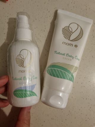 mom e 맘이 내추럴 베이비 케어 크림+바디오일 — 5점을 준 리뷰어가 2021년 1월 올린 사용 사진