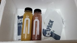 BLENDY'S 핑크 스무디+블론디 스무디 — 3점을 준 리뷰어가 2021년 9월 올린 사용 사진