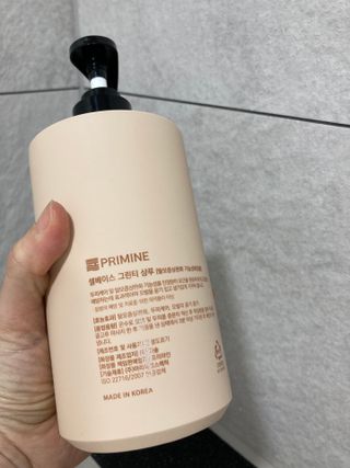 프리마인 더이상 뻣뻣하고 효과없는 탈모샴푸는 NO. 근본부터 케어하는 셀베이스 그린티샴푸(500ml) — 5점을 준 리뷰어가 2023년 2월 올린 사용 사진