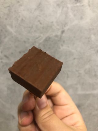 연말/새해선물 요즘 트렌드 오트밀크 생초콜릿 호불호 없는 카카올라 Bast 밀크생초콜릿 — 5점을 준 리뷰어가 2021년 10월 올린 사용 사진